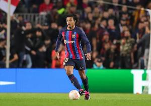 马卡报:除孔德和琼阿梅尼,迈尼昂也参与到两人的国王联赛球队中