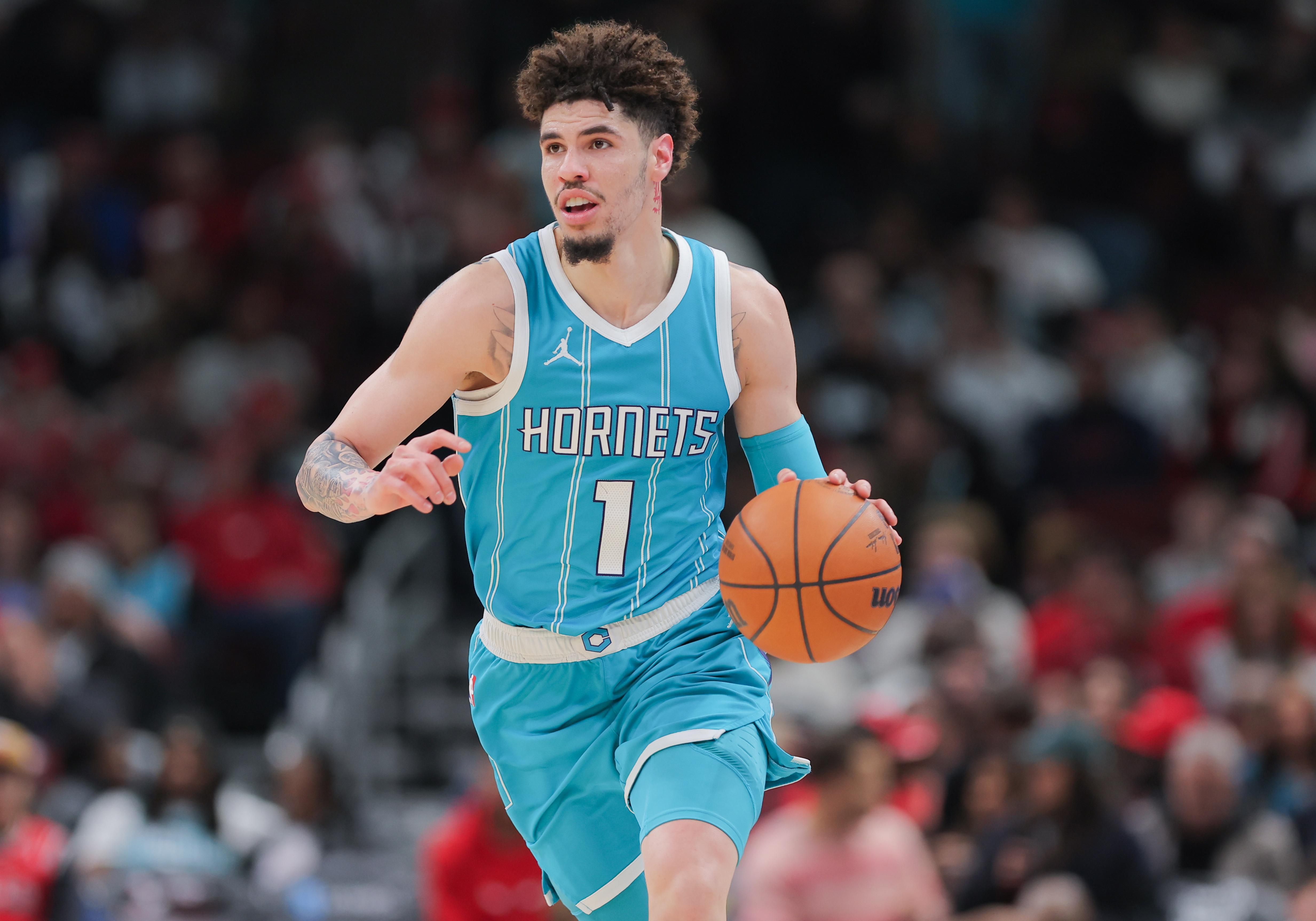 开云在线-东部分析：骑士领跑争冠集团 尼克斯魔术搅局 雄鹿绿军沦为中游