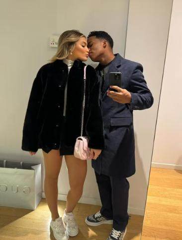 开云-美！17岁恩德里克女朋友21岁 去年10月在一起的！