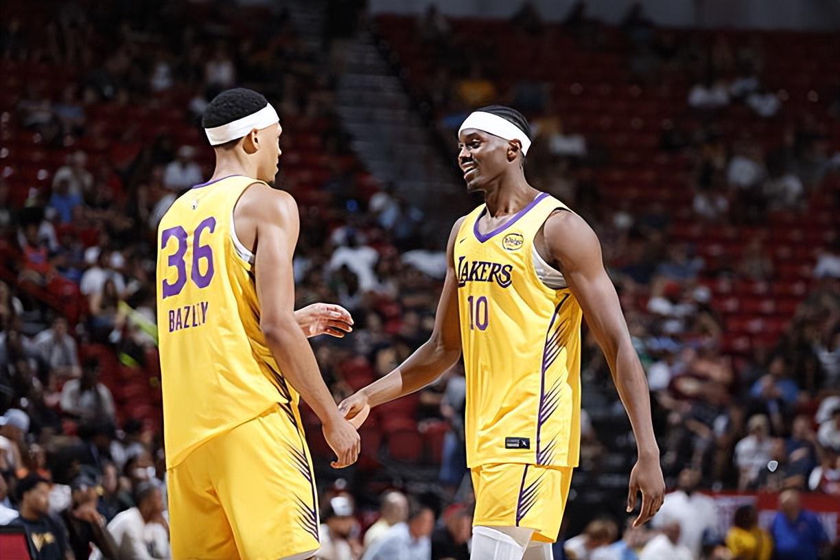 又一次在攻防两端有所发挥,湖人应该赶紧签下这位前广东队外援?