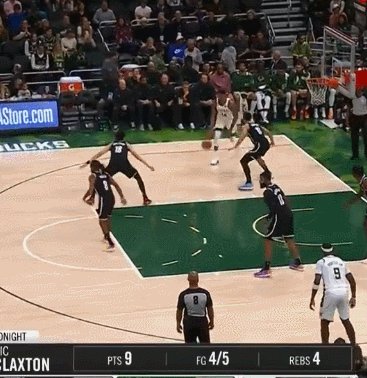 开云在线-进攻做轴单防字母！西蒙斯开启理想模式激活篮网